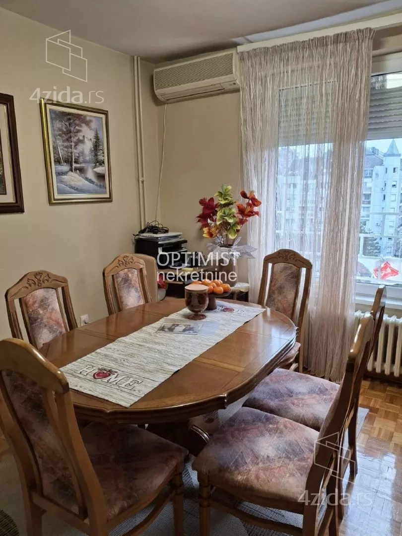 Dvoiposoban stan | 4zida