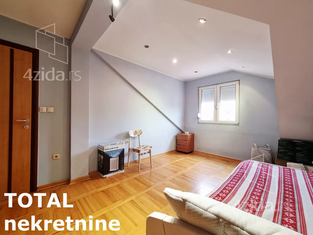 Petosoban stan | 4zida