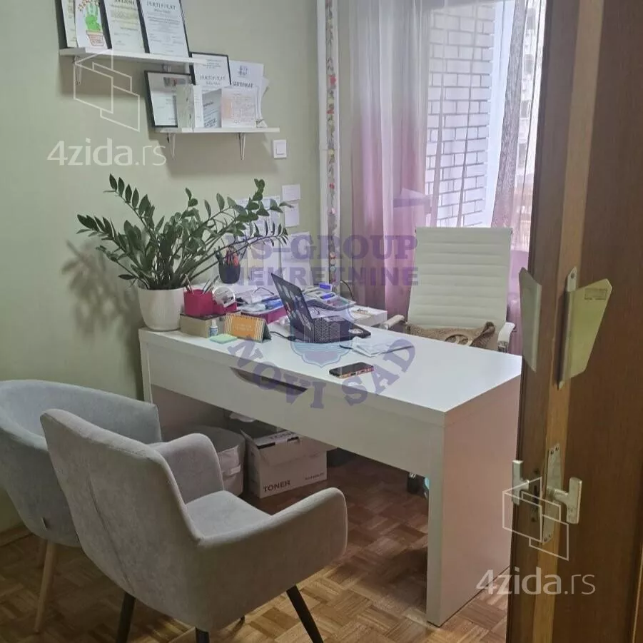 Poslovni prostor | 4zida