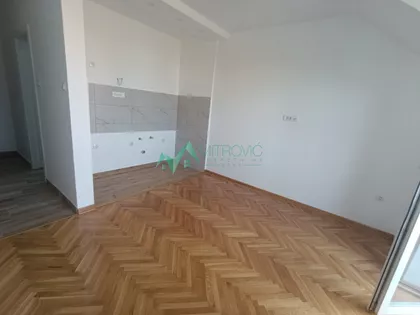 Grbavica | 4zida.rs