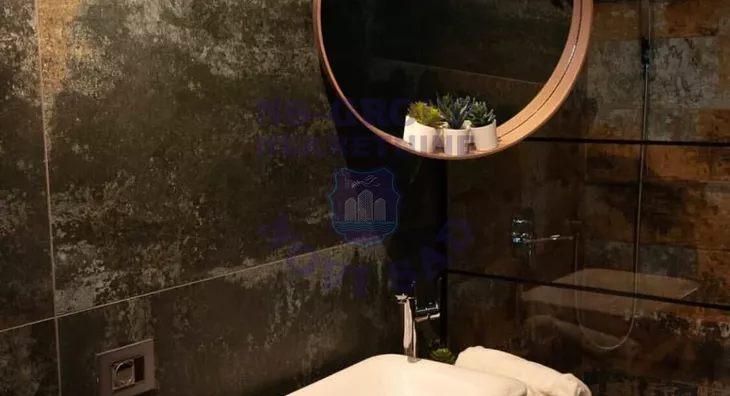 Šestosoban stan | 4zida