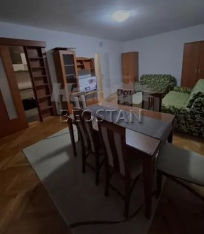 Pariske komune | 4zida.rs