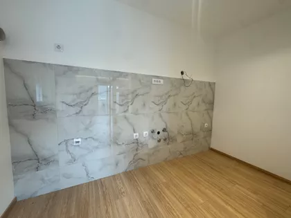 Apelovac | 4zida.rs