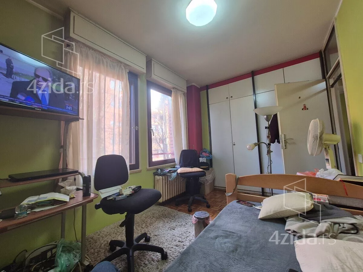 Četvoroiposoban stan | 4zida