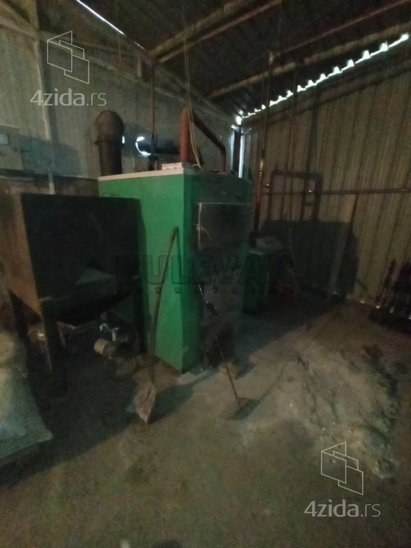 Lokal | 4zida