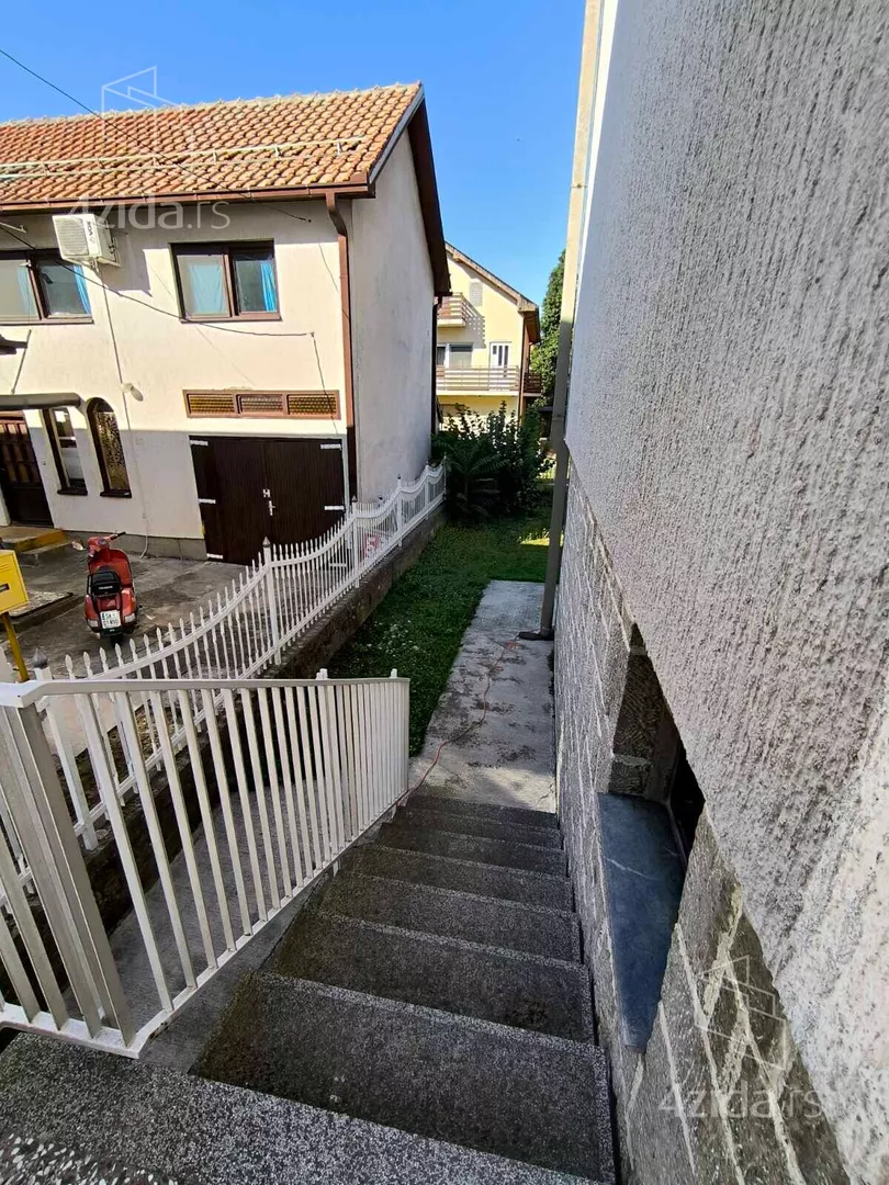 4-etažna kuća | 4zida