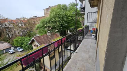 Skupština | 4zida.rs