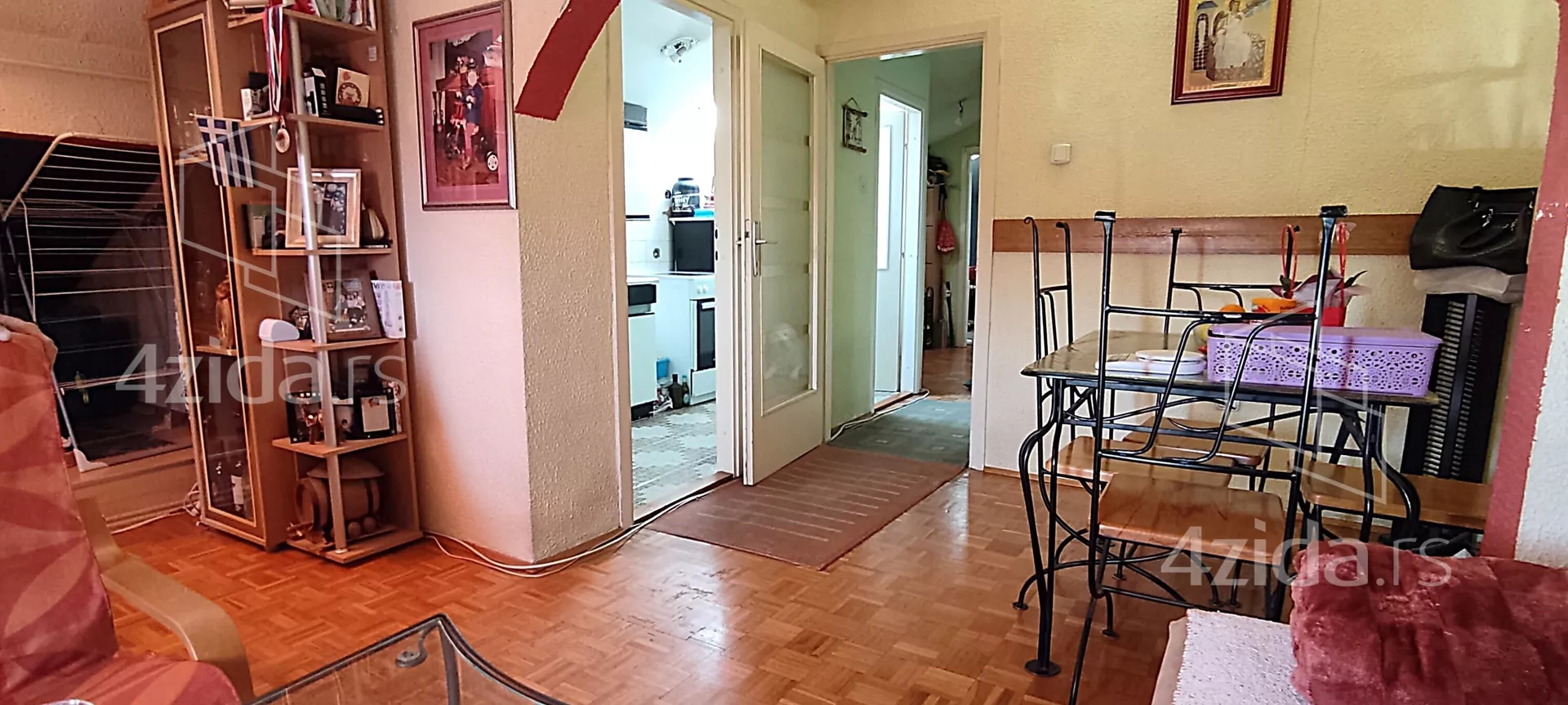 Jednoiposoban stan | 4zida