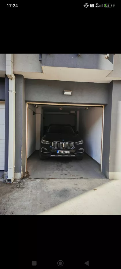 Josifa Runjanina 3 | 4zida.rs