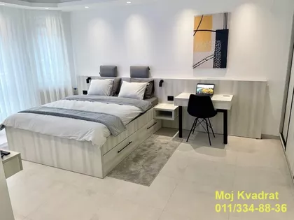 Kapetan Mišina | 4zida.rs