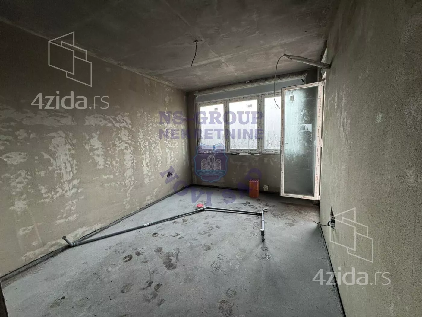 Četvorosoban stan | 4zida