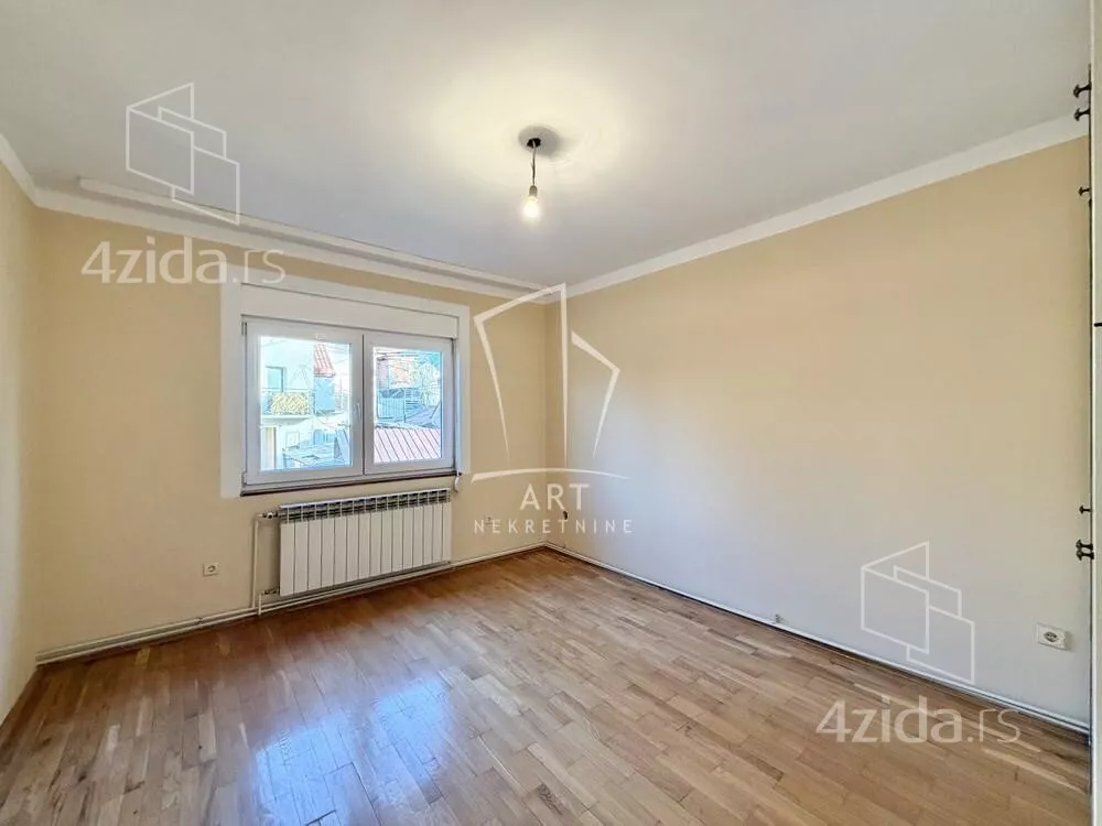 4-etažna kuća | 4zida