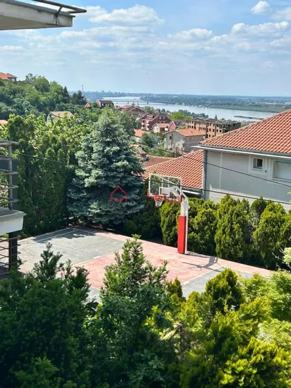 Višnjička Banja | 4zida.rs