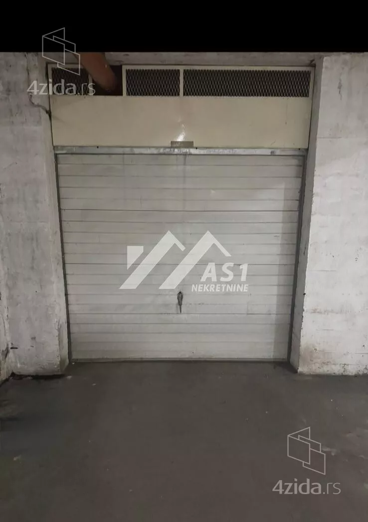 Garaža | 4zida
