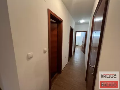 Sremska Kamenica | 4zida.rs