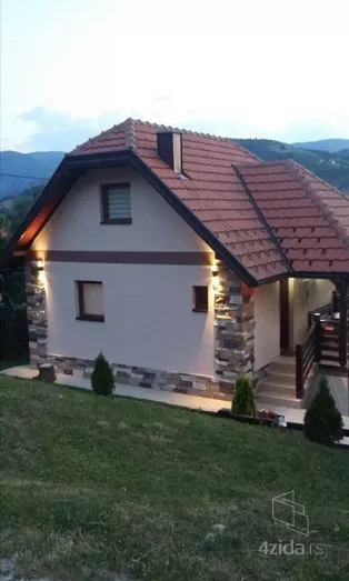 3-etažna kuća | 4zida