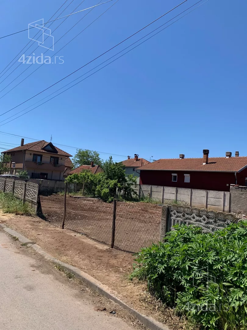 Građevinsko zemljište | 4zida