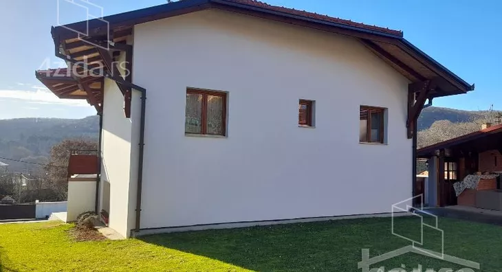 Kuća | 4zida