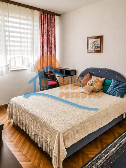 Triglavska | 4zida.rs