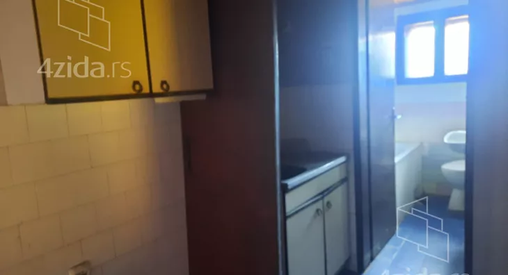 4-etažna kuća | 4zida