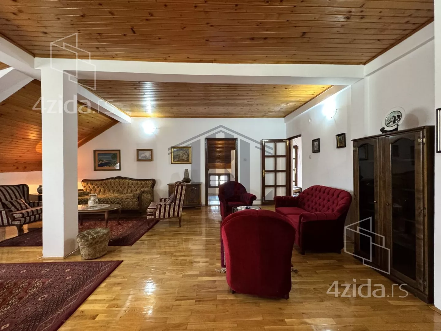 Šestosoban stan | 4zida