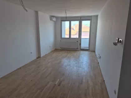 Južni Telep | 4zida.rs