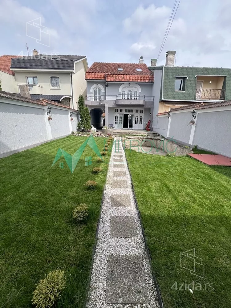 Kuća | 4zida