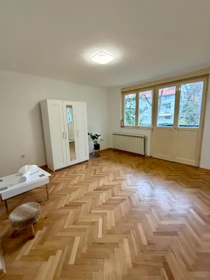 Ratka Mitrovića 87 | 4zida.rs