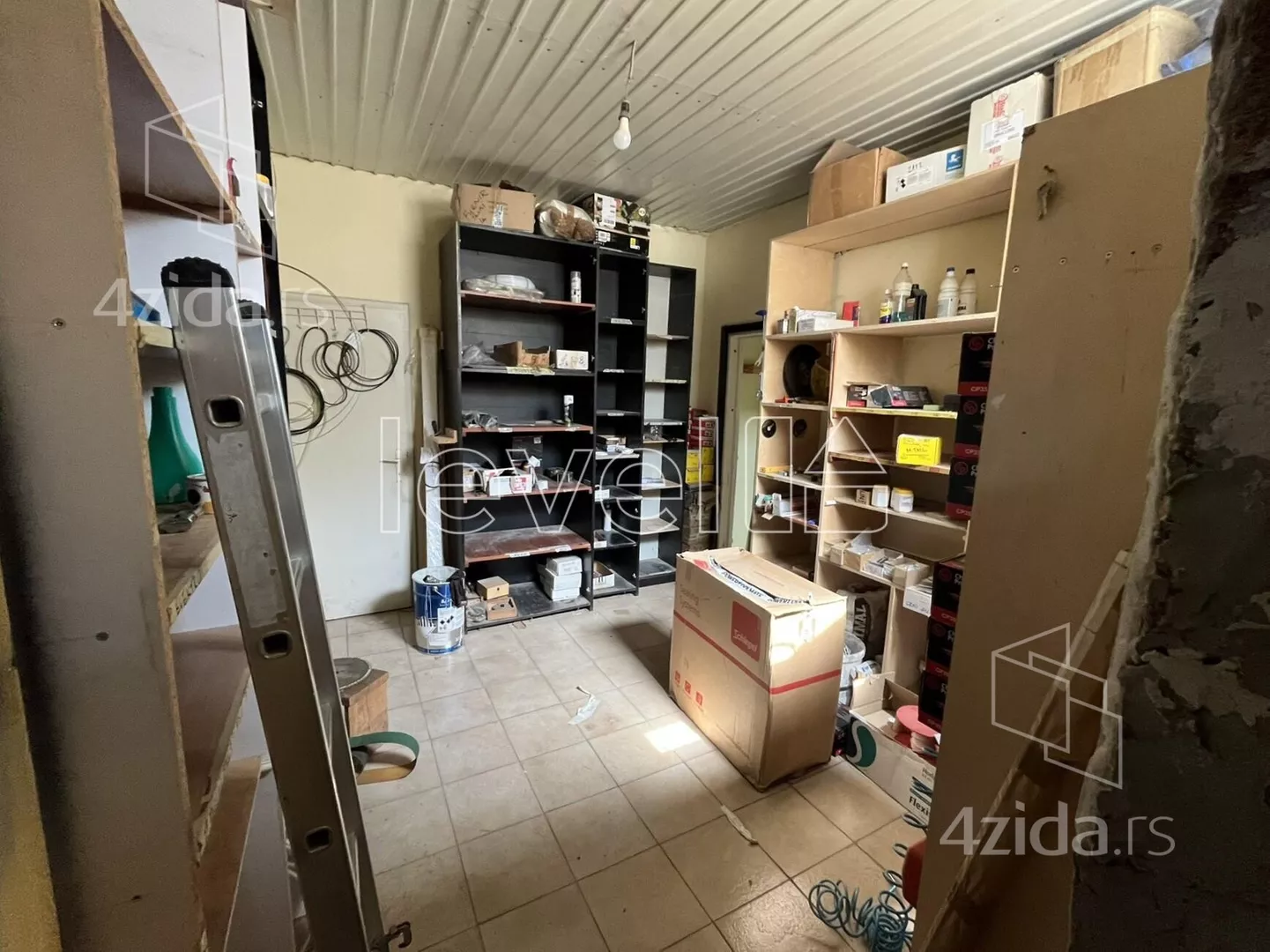 Poslovni prostor | 4zida