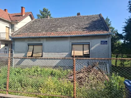 Banijska 2 | 4zida.rs
