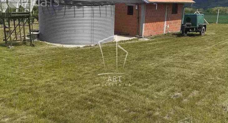 Građevinsko zemljište | 4zida