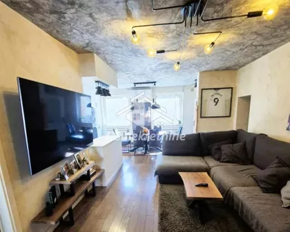 Autokomanda | 4zida.rs