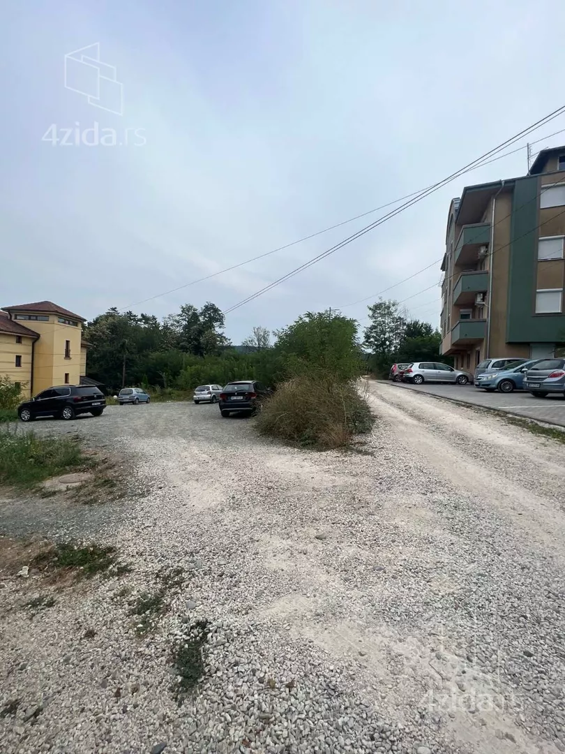 Građevinsko zemljište | 4zida