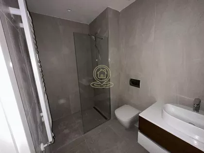 Crveni Krst Vračar | 4zida.rs