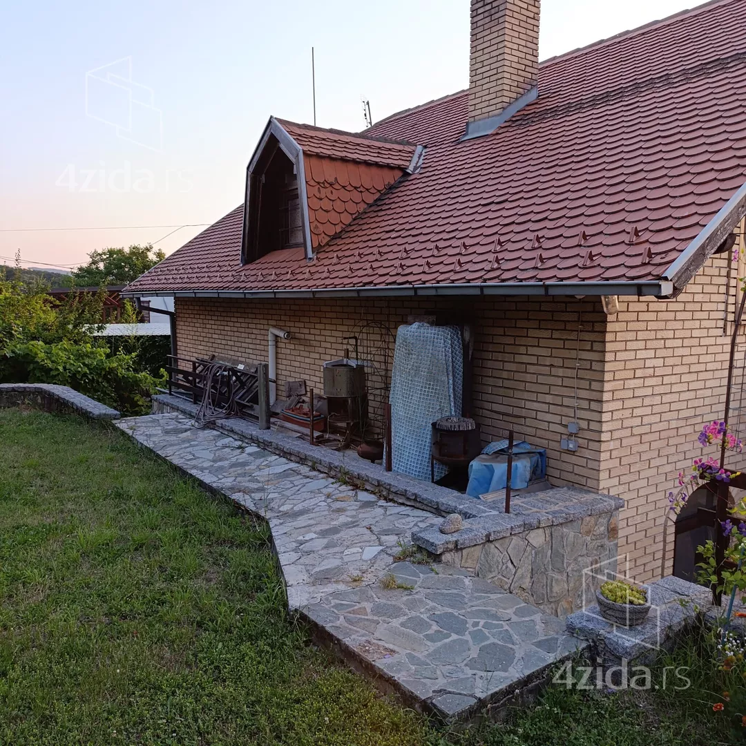 2-etažna kuća | 4zida