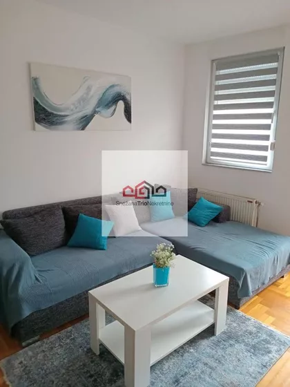 Socijalno | 4zida.rs