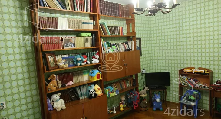 Petosoban stan | 4zida