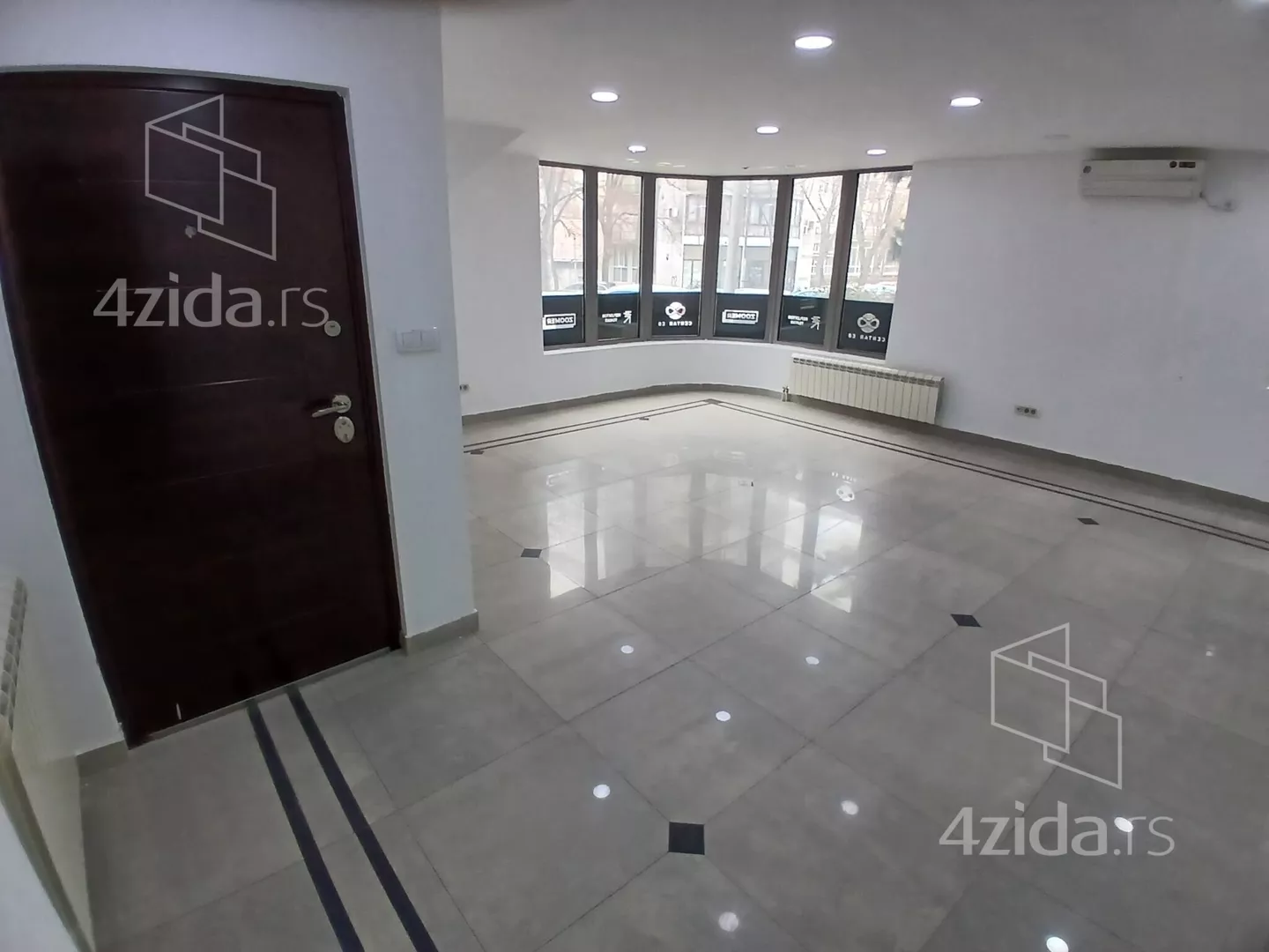 Poslovni prostor | 4zida