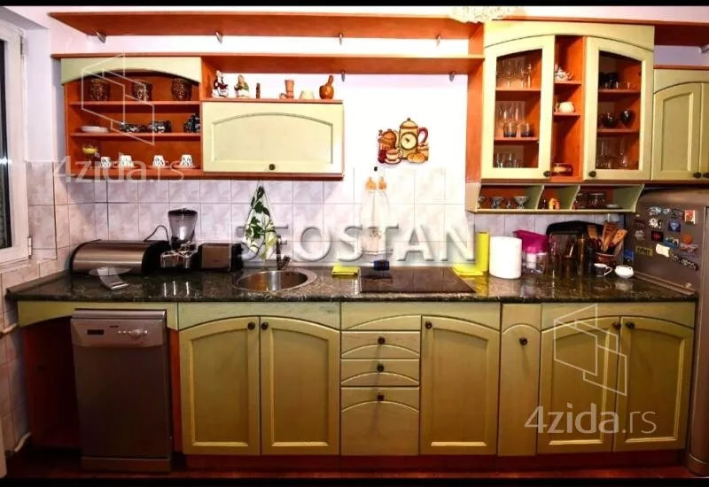 Četvorosoban stan | 4zida
