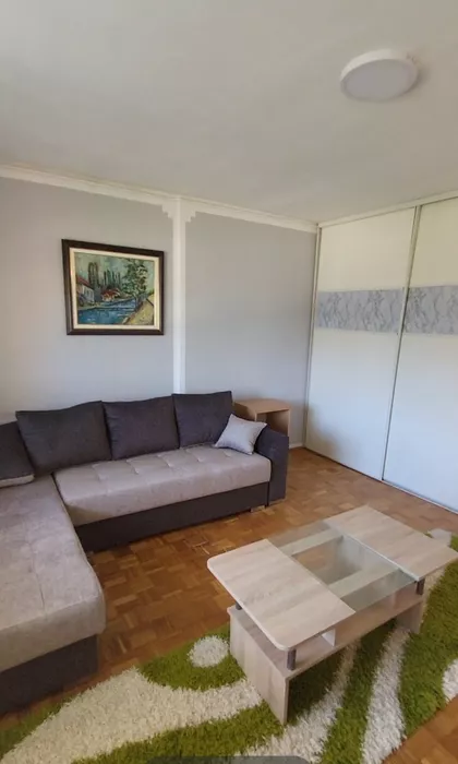 Bate Brkića | 4zida.rs