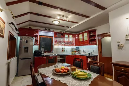 Šantićeva | 4zida.rs