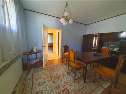 Bože Kuzmanovića 67A | 4zida.rs