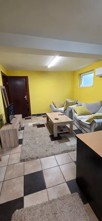 Cara Dušana | 4zida.rs