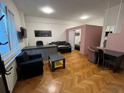 OBILICEV VENAC | 4zida.rs