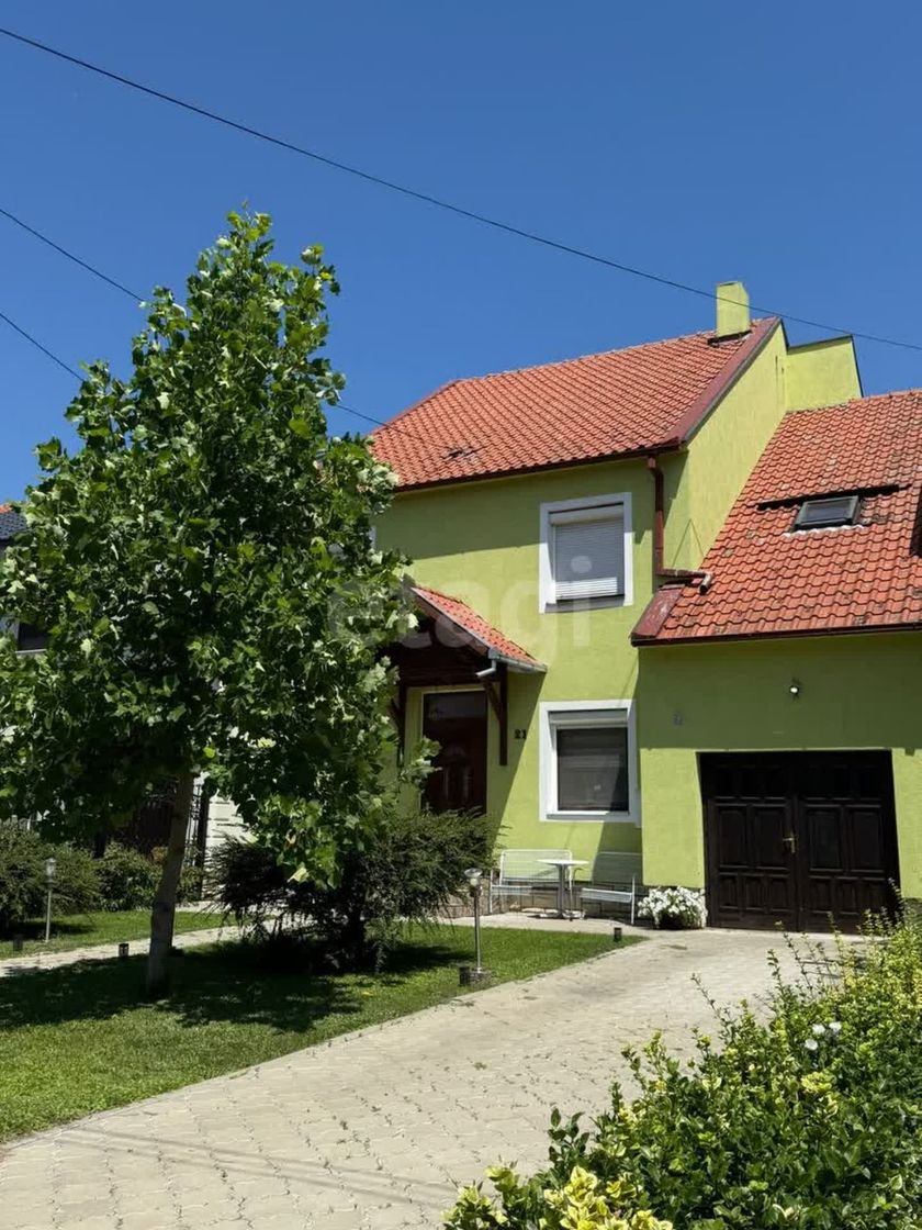 Dvoetažna, Zrenjanin