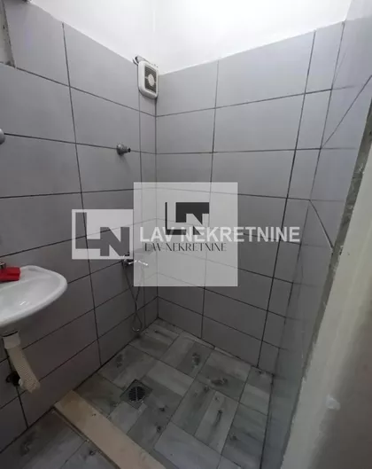 Zeleni Venac | 4zida.rs