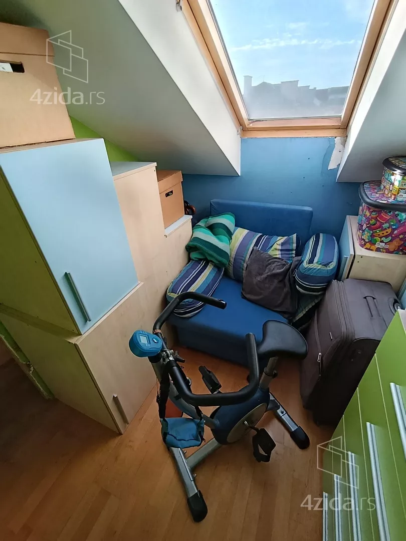 Četvorosoban stan | 4zida