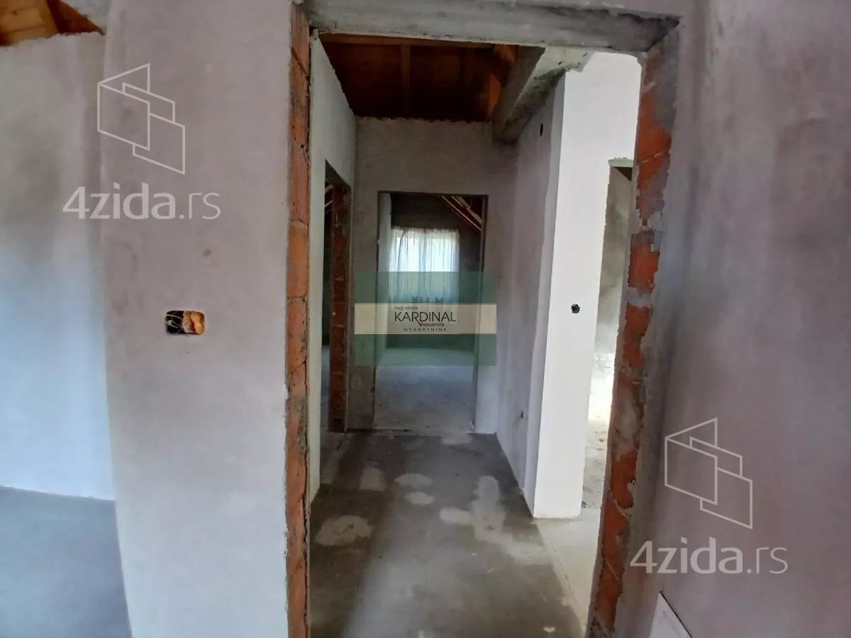 Kuća | 4zida