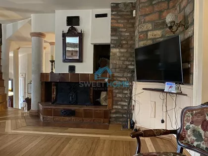 Kuća za izdavanje · 360 m² · Cvetanova Ćuprija, Zvezdara opština, Beograd