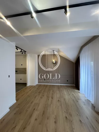 Augusta Cesarca | 4zida.rs